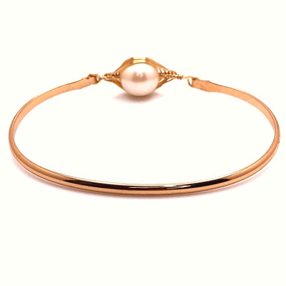 Faux Pearl Gold Bangle Bracelet - Picture 4 of 4